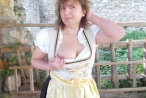 Sex Date mit Dirndl Schlampe aus München